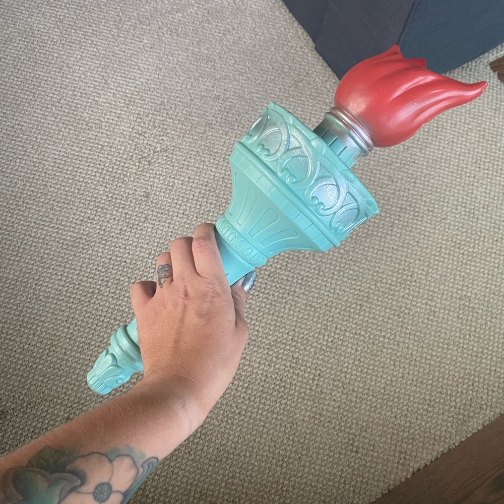 Statue of Liberty Cosplay Torch